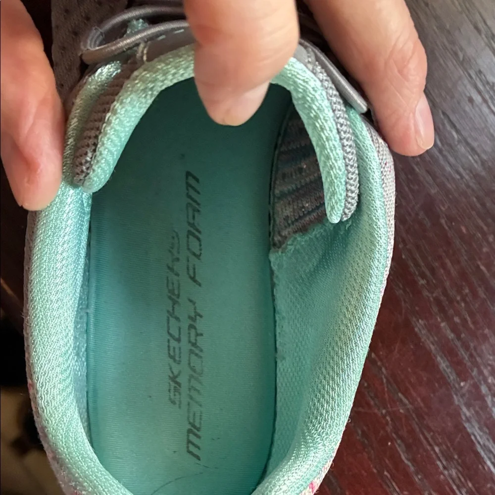 Skechers Gray and Teal Women's Sneakers - Picture 4 of 5